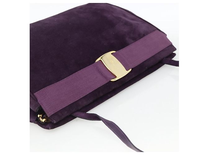 Borsa a Spalla Vala in Pelle Scamosciata Viola e Oro Auth AMZ434 di Salvatore Ferragamo D'oro Porpora - vista 6