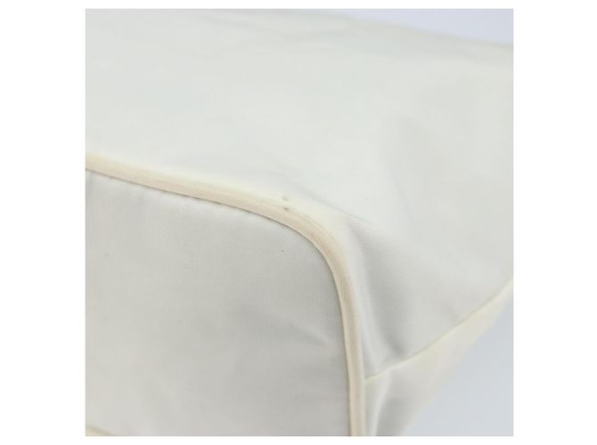 Borsa a mano PRADA in nylon argento e bianco Auth bs34109 - vista 15