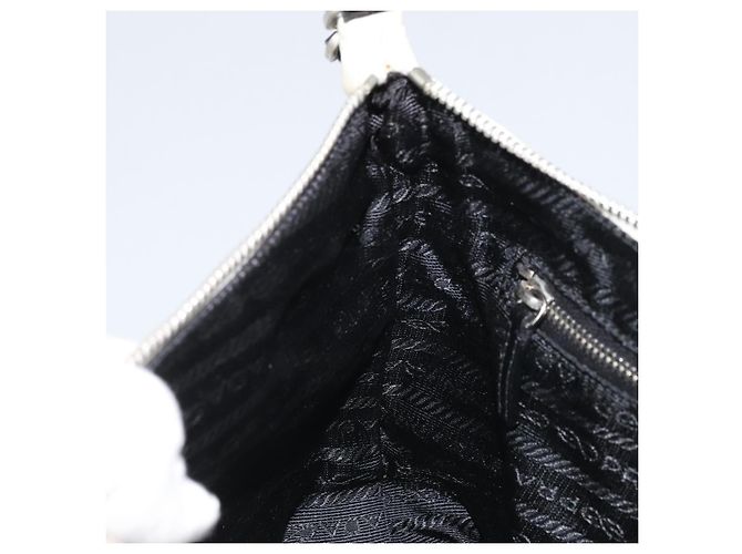 Borsa a mano PRADA in nylon argento e bianco Auth bs34109 - vista 21