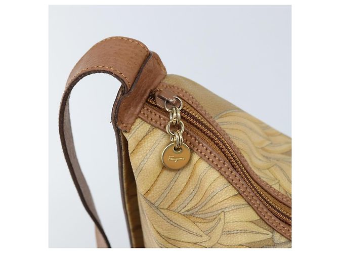 Borsa a Spalla Salvatore Ferragamo PVC Tela Beige Oro Auth bs33984 - vista 10