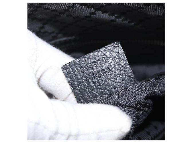 Borsa a Spalla in Pelle Nera e Argento GUCCI 394915 Auth ka3437 Nero - vista 12