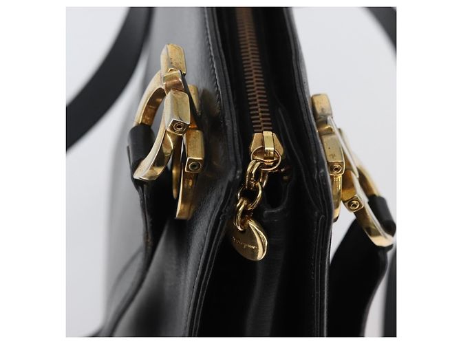 Borsa a Spalla Gancini in Pelle Nera e Oro Auth AMZ436 di Salvatore Ferragamo Nero D'oro - vista 10