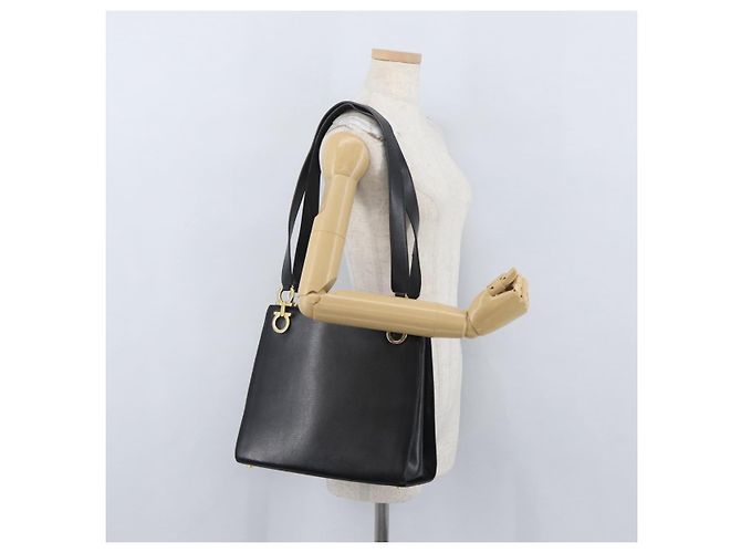 Borsa a Spalla Gancini in Pelle Nera e Oro Auth AMZ436 di Salvatore Ferragamo Nero D'oro - vista 22