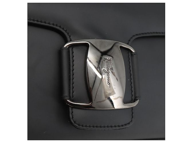 Borsa a Spalla Vala in PVC Canvas Nero Argento di Salvatore Ferragamo Auth gh1939 - vista 10