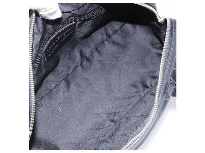 Borsa a mano Salvatore Ferragamo in tela nera e argento Auth BA11576 Nero - vista 11