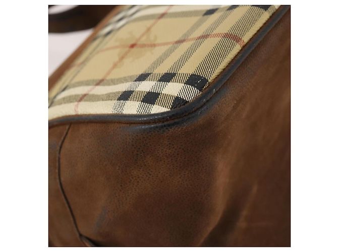Borsa a Spalla Burberrys Nova Check PVC Beige Oro Auth 173230 D'oro - vista 16