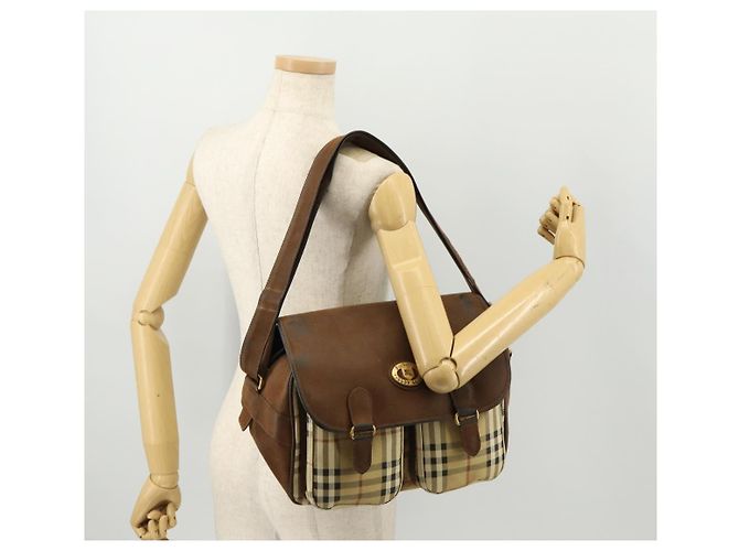 Borsa a Spalla Burberrys Nova Check PVC Beige Oro Auth 173230 D'oro - vista 26