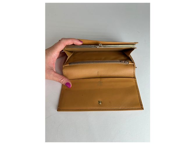 Céline Vintage Celine Paris Triomphe Monogram Leather Long Wallet Brown - vista 4