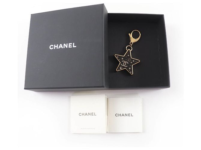 Portachiavi stella Coco Mark di Chanel Nero D'oro - vista 2