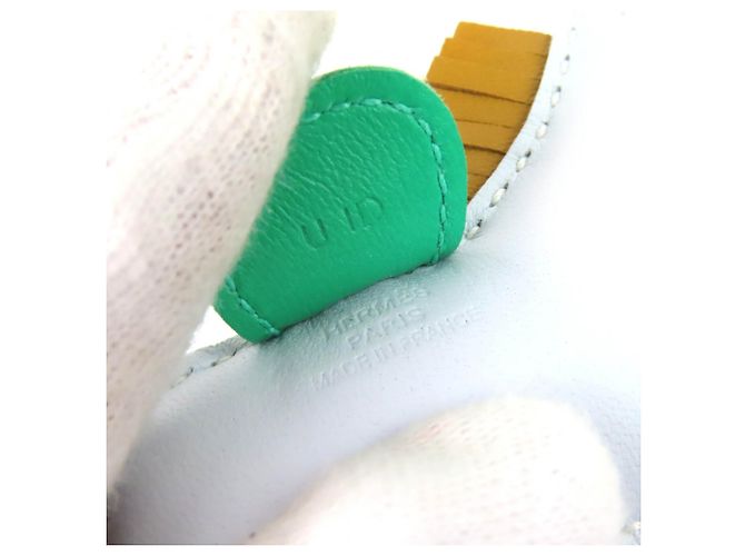 Hermès HERMES Charm Rodeo PM in Verde Sesamo - vista 6