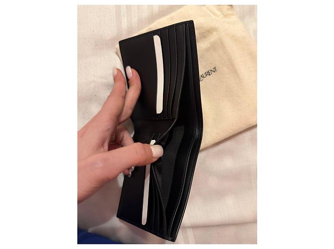 Saint Laurent black leather wallet - view 4