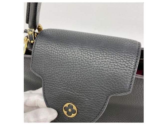 Borsa Capucines MM Louis Vuitton Nero - vista 11