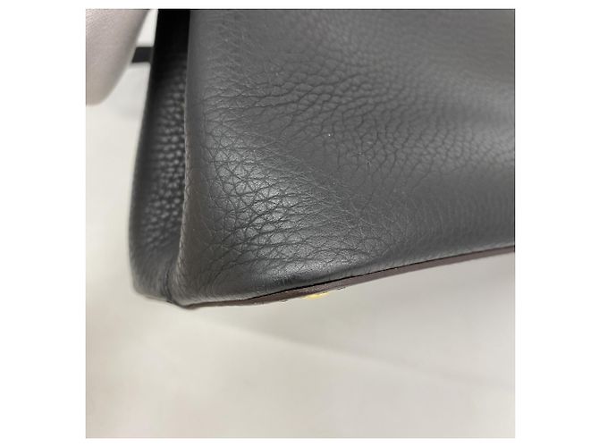 Borsa Capucines MM Louis Vuitton Nero - vista 8