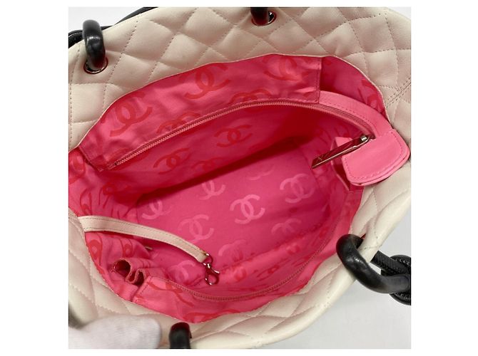 Chanel Cambon Lammnappa Tote Bag Schwarz Weiß - Ansicht 4