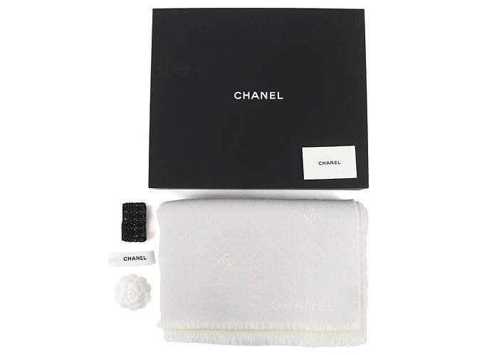 Chanel Coco Mark Matelassé Design Große Wollschal mit Fransen Braun - Ansicht 5