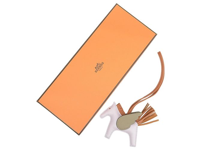 Charm per borsa Hermès Rodeo Pegasus PM Beige - vista 2