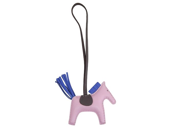 Charm Rodeo PM di Hermès in Mauve Sylvestre Blu - vista 3