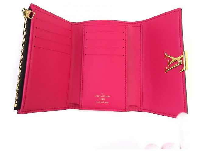 Cartera Compacta Capucines de Louis Vuitton Negro Rosa - vista 6