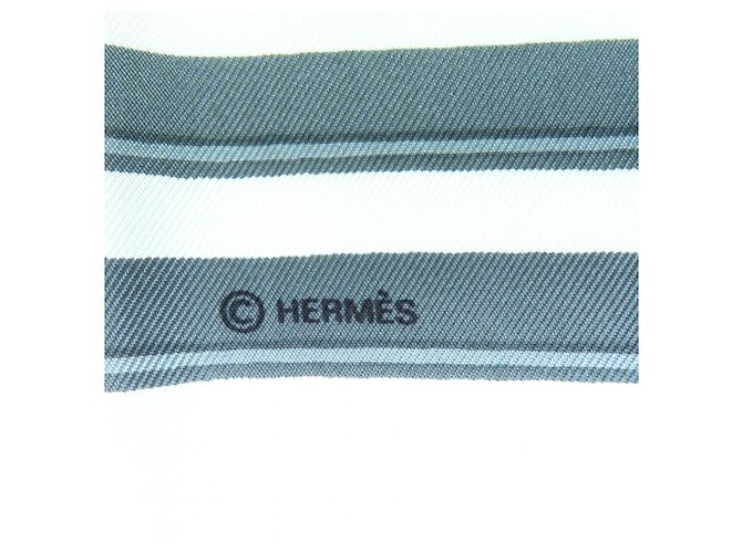 Bufanda de seda Brides de Gala Carre 90 de Hermès Blanco Azul - vista 7