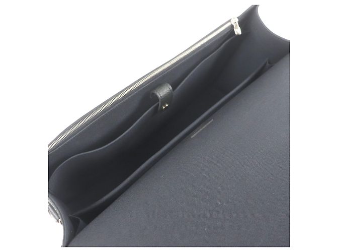 Borsa Louis Vuitton Taiga Anton - Ardoise Grigio - vista 4