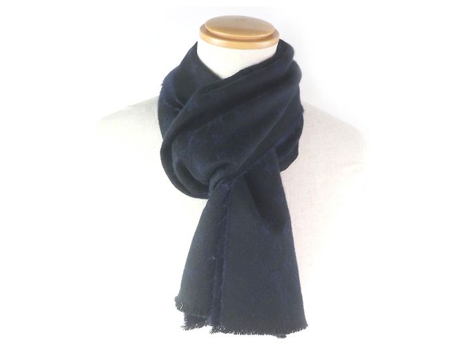 Stola Monogram in Cashmere Louis Vuitton Nero Blu navy - vista 2