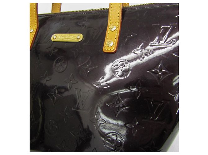 Borsa Bellevue PM in Monogram Vernis Louis Vuitton Bordò - vista 4