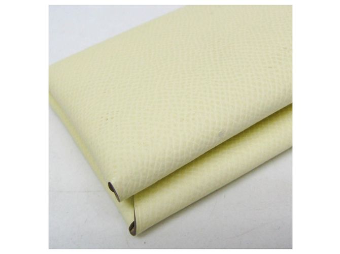 Tarjetero Calvi Duo de cuero Epsom de Hermès en crema Crudo - vista 5