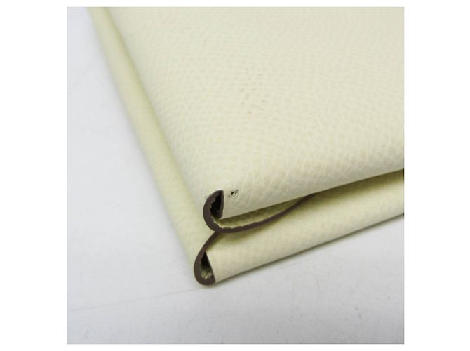 Tarjetero Calvi Duo de cuero Epsom de Hermès en crema Crudo - vista 6
