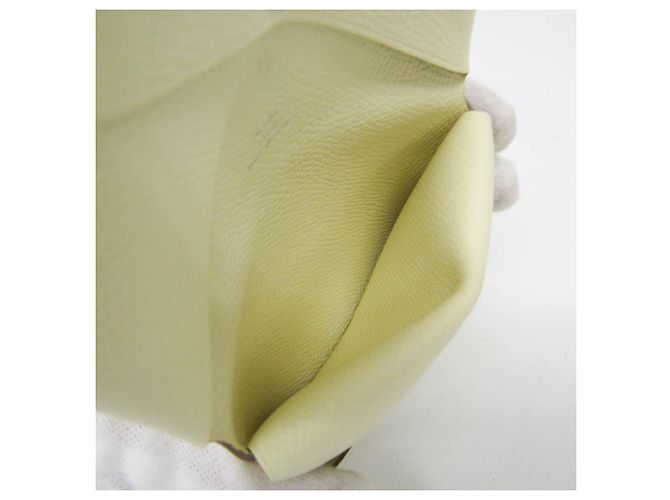 Tarjetero Calvi Duo de cuero Epsom de Hermès en crema Crudo - vista 9