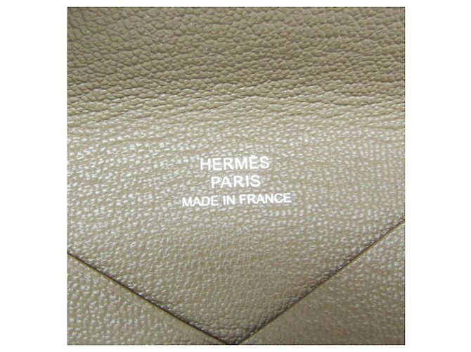 Tarjetero de cuero Chevre Calvi de Hermès Castaño - vista 8
