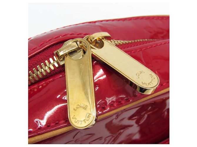 Borsa Summit Drive in Monogram Vernis di Louis Vuitton Rosso - vista 14