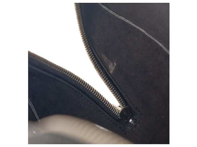 Louis Vuitton Nero Elettrico Epi Pont Neuf PM - vista 7