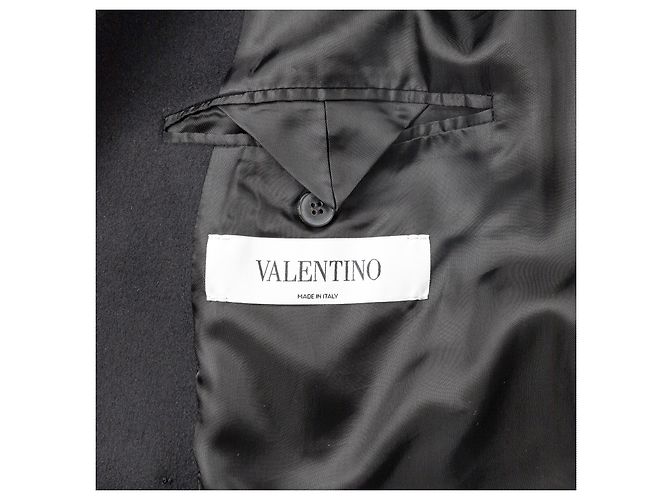 Valentino Garavani Valentino Double Breasted Wool Coat - '20s - view 6