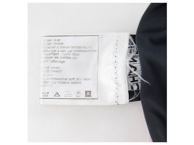 Timeless Cardigan in nylon e poliuretano Chanel Coco Mark Rosa Grigio - vista 13