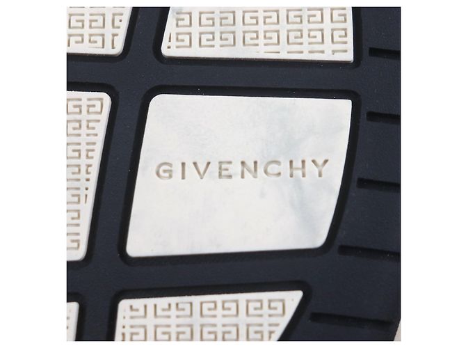 Sneakers in pelle nubuck Givenchy Nero Beige - vista 12