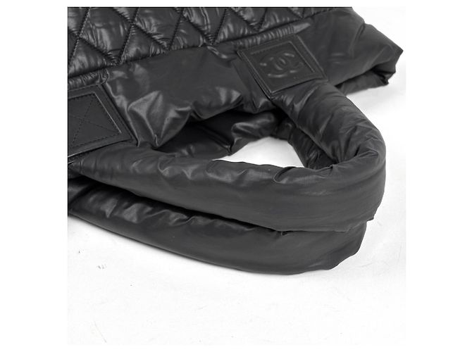 Borsa Tote Piccola Coco Cocoon di Chanel Nero - vista 5