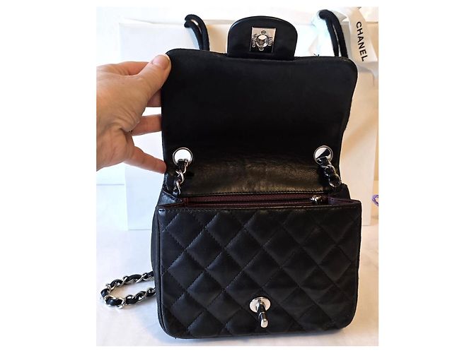 Timeless Bolsa de mão Chanel em couro de cordeiro preto - vista 5