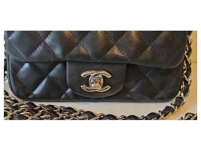 Timeless Bolsa de mão Chanel em couro de cordeiro preto - vista 7