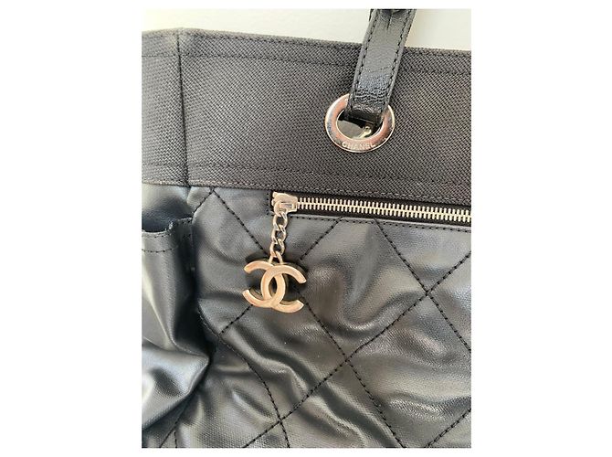 Borsa a mano Chanel Paris Biarritz in pelle nera Nero - vista 3