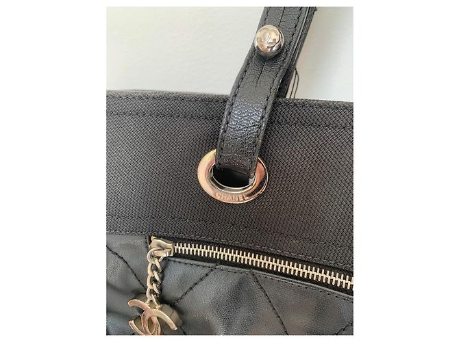 Borsa a mano Chanel Paris Biarritz in pelle nera Nero - vista 4