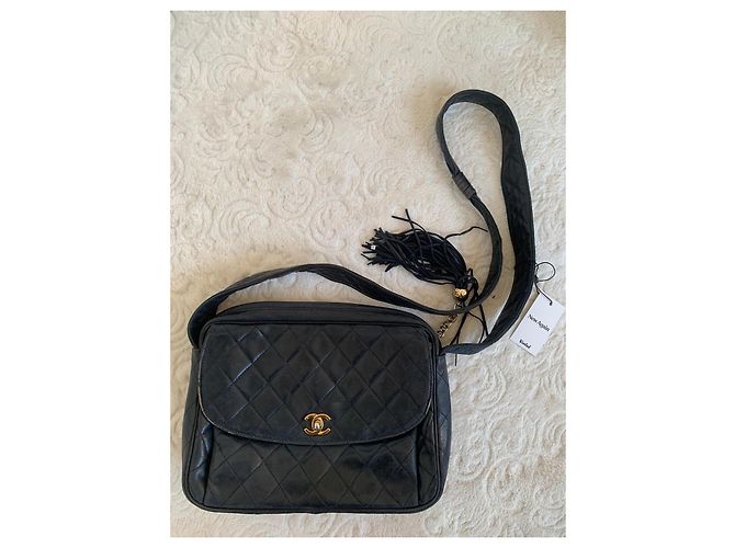 Borsa a tracolla Chanel Camera nera in pelle Nero - vista 2