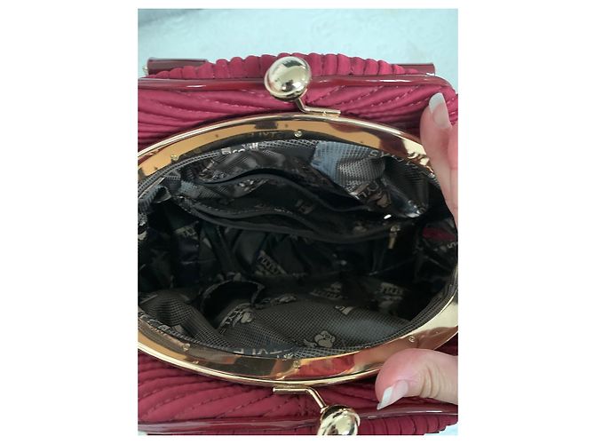 Autre Marque Bolsa de mão BELINDA Bordeaux em tecido acolchoado estilo seda - vista 7