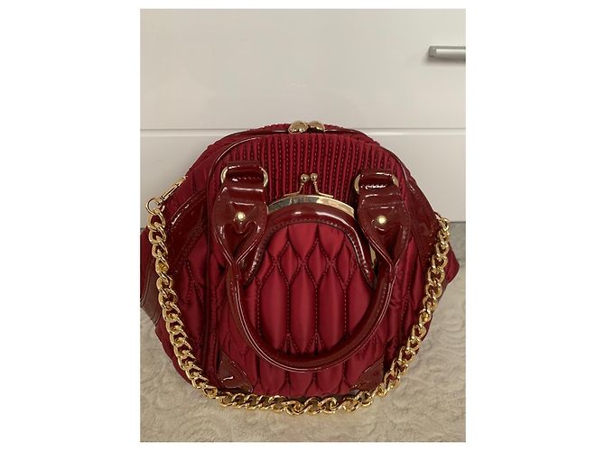 Autre Marque Bolsa de mão BELINDA Bordeaux em tecido acolchoado estilo seda - vista 8