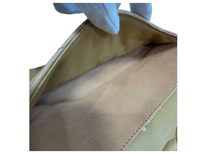 Borsa a Spalla in Pelle Beige Matelassé Chanel - vista 12