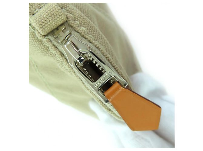 Pochette Bolide PM di Hermès Beige - vista 8