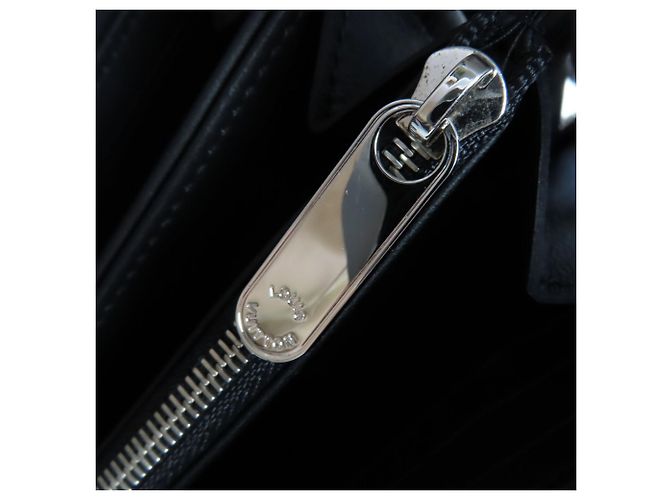 Louis Vuitton Mahina Noir Langbörse Schwarz - Ansicht 9