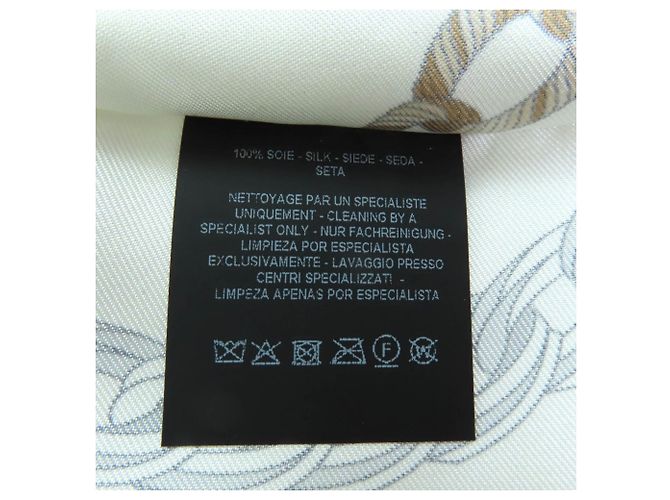 Silk In Borsa in seta Furoshiki PM Petit H di Hermès Blu navy - vista 8