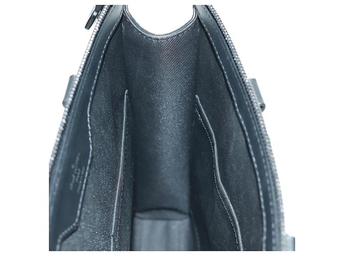 LOUIS VUITTON Taurillon Clemence Borsa Piatta Tessuto Nero M21884 Auth ki6418SAM - vista 20