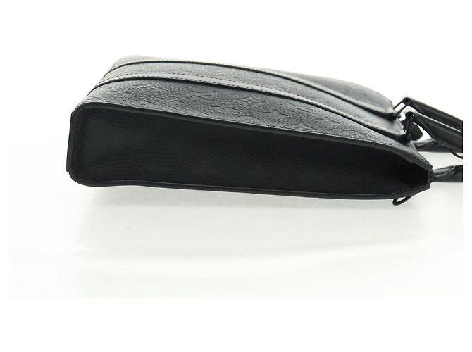 LOUIS VUITTON Taurillon Clemence Borsa Piatta Tessuto Nero M21884 Auth ki6418SAM - vista 4