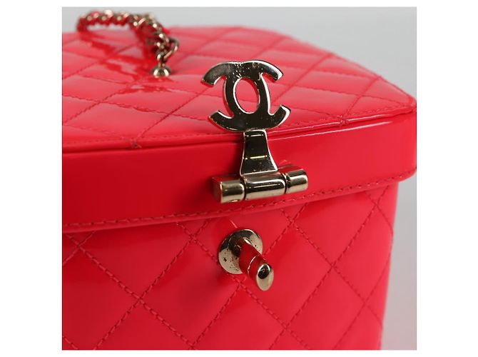 Vanity CHANEL Pochette Matelassé Smalto Rosa Oro CC Auth 123518SAM D'oro - vista 20